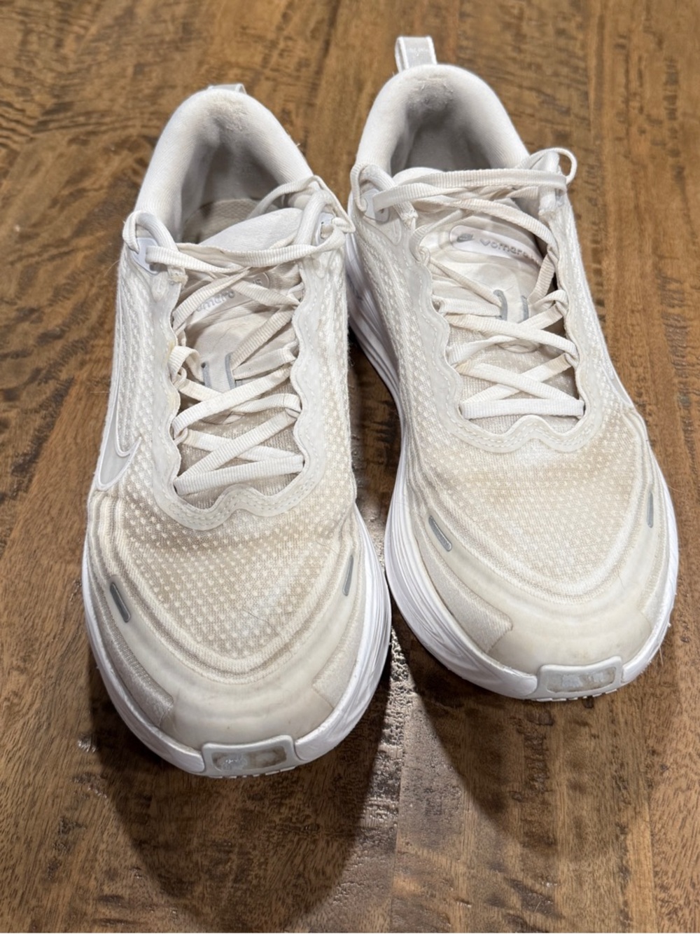 Nike Vomero Plus ZoomX White Mens Size 10 Running Shoes HV8150-102 - Picture 4 of 8